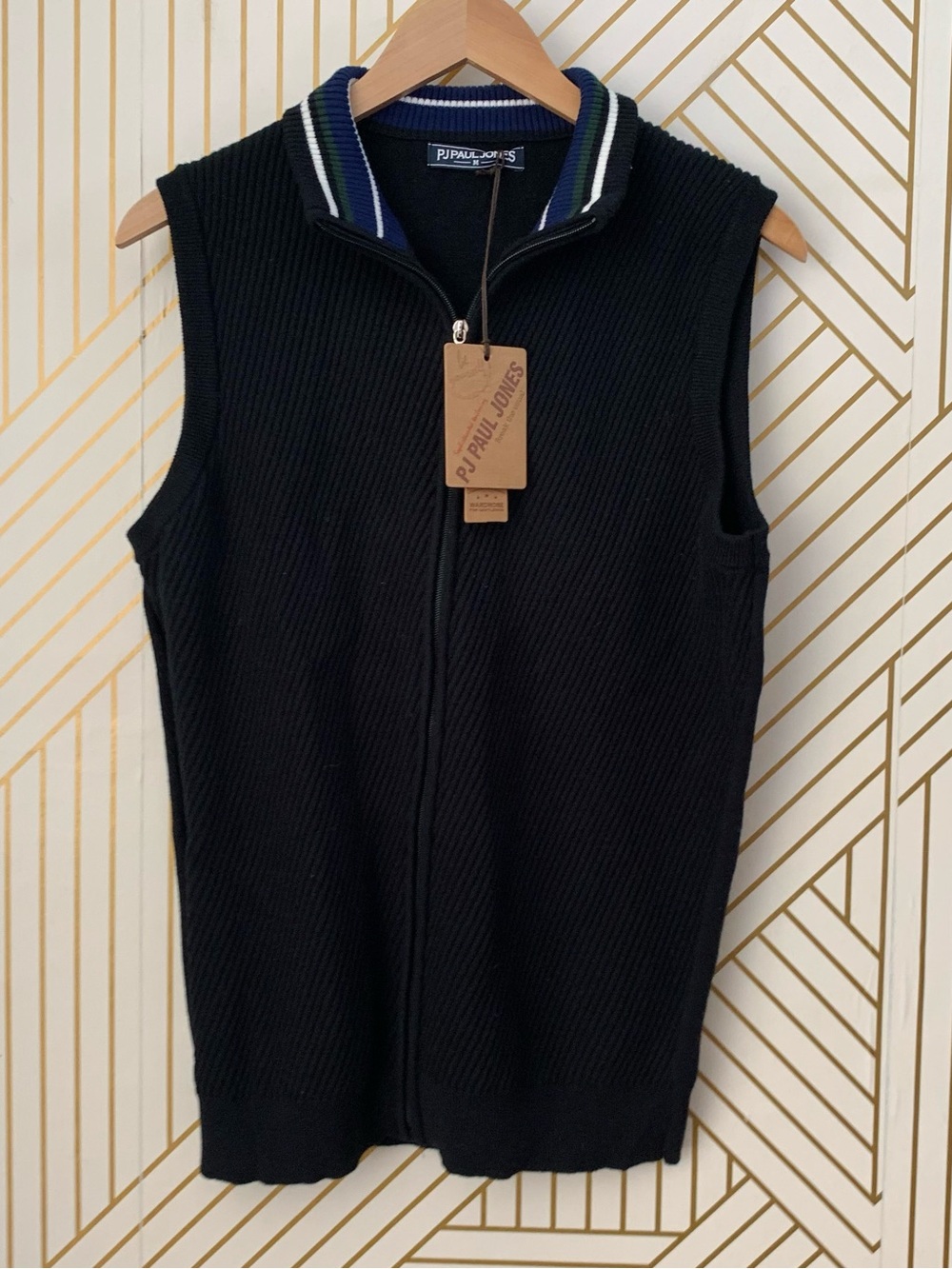 PJ Paul Jones Black Knit Sleeveless Full Zip Vest Ribbed Collar Mens Size Medium